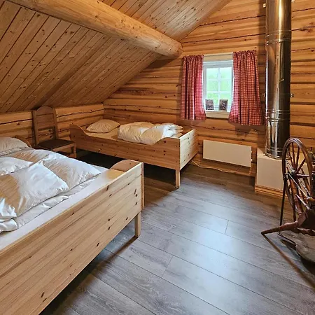 4 Bedroom Lovely In Holiday home *